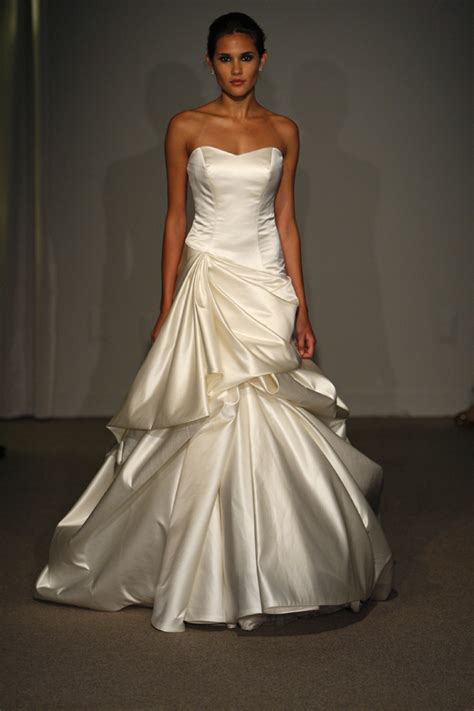 saks fifth ave wedding gowns.